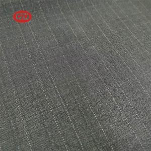 Venta caliente nueva moda hombres prendas de vestir 100% poliéster hilado teñido de vuelta de satén traje de tela - Product Image 3