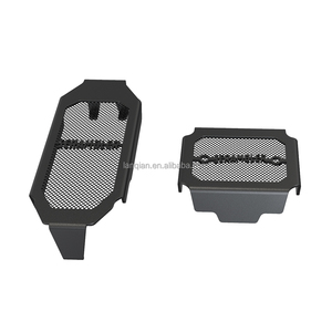 Accessoires de moto pour <span class=keywords><strong>Ducati</strong></span> <span class=keywords><strong>Scrambler</strong></span> Tracker Pro Monster 797 + Plus Refroidisseur d'huile Redresseur Garde Cover <span class=keywords><strong>Scrambler</strong></span> <span class=keywords><strong>Desert</strong></span> <span class=keywords><strong>Sled</strong></span> - Product Image 3