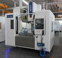 Fraiseuse verticale de haute précision VMC855 Centre d'usinage CNC vertical à 4 axes avec système Fanuc pour l'acier