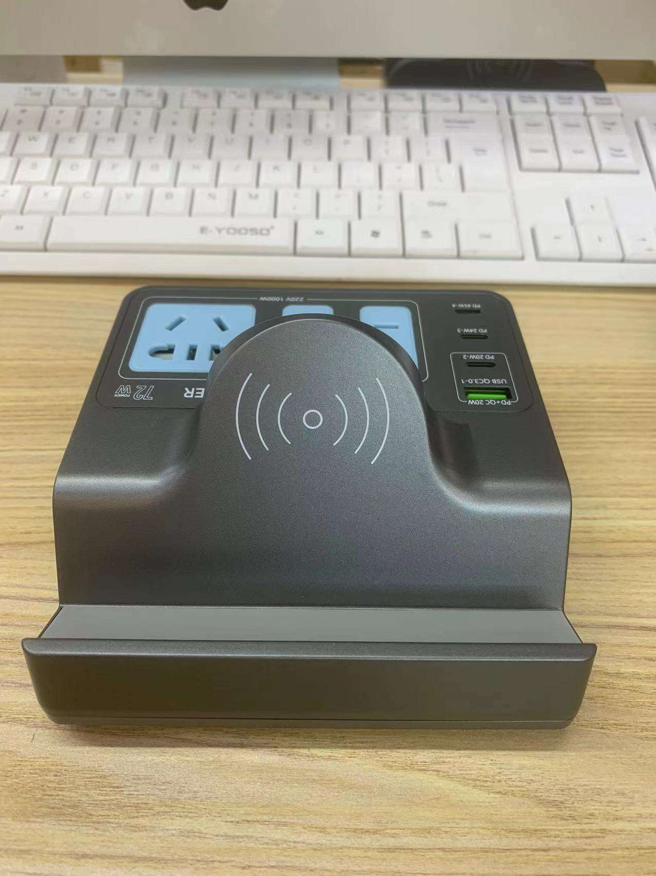 สีเทาเข้ม