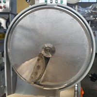 Machine de découpe de cube de coupe-légumes intelligente à haute efficacité trancheuse de fruits et légumes déchiqueteuse de poivre vert pour l'usine
