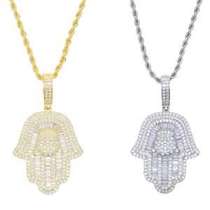 2023 hip hop cubic zircone micro pave iced out bling <span class=keywords><strong>fatima</strong></span> hamsa <span class=keywords><strong>collana</strong></span> <span class=keywords><strong>con</strong></span> ciondolo a <span class=keywords><strong>mano</strong></span> per uomo gioielli hip hop - Product Image 4