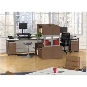 Tablero de Mesa Rectangular Reversible de Laminado Alera, 71.5w x 23.63d, Blanco/Gris, para Mesas de Conferencia - Product Image 2