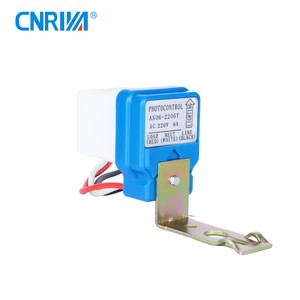 Interrupteur photovoltaïque thermique automatique CNRIYA 6A pour extérieur, contrôle de la lumière jour/nuit, capteur <span class=keywords><strong>CDS</strong></span> 12 mm, couvercle résistant aux UV, IP54, 120/220V - Product Image 1