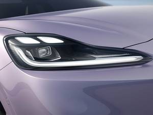 MG4 Hatchback eléctrico de alto rendimiento para entusiastas de la conducción - Product Image 2