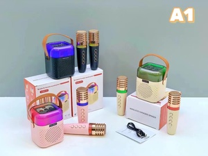 Bán Buôn Sang Trọng Màu Xanh Răng KTV Hệ Thống Karaoke Thông Minh Ánh Sáng Âm Thanh Máy Độc Đáo Sang Trọng Microphone Đồ Chơi Loa Không Dây - Product Image 6