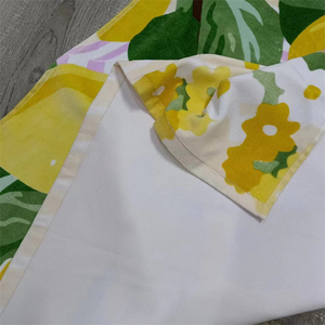 Superventas 70*140 Toalla de playa de microfibra para adultos Toalla de cuerpo de piel suave Lujo moderno para nadar al aire libre Logotipo personalizable - Product Image 6