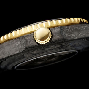 Montre unisexe de luxe avec cadran à symboles hiéroglyphiques arabes, boîtier en fibre de carbone incrusté de laiton, montre de sport en acier inoxydable - Product Image 4