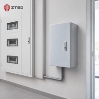 Boîte de distribution extérieure en acier étanche avec protection IP65, montage mural