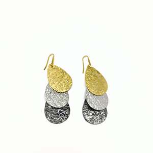 Pendientes de Moda con Diseño de Lágrima, Acero Inoxidable 316L, Baño de Oro PVD, Resistentes y Sostenibles - Product Image 1