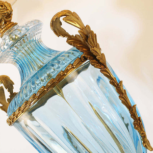 Lampe <span class=keywords><strong>de</strong></span> table <span class=keywords><strong>de</strong></span> luxe en laiton et verre cristal, abat-jour cloche en tissu plissé, urne bleue cannelée classique, pour chevet, bureau, hôtel, villa, salon - Product Image 4