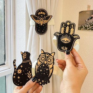 Cortina de Cuerda de Madera con Diseño Moderno de Búho de Dibujos Animados, Decoración Creativa para <span class=keywords><strong>el</strong></span> Hogar, Hebilla Artística de Corazón para Aniversario, Sin Necesidad de Perforar - Product Image 4