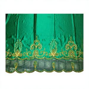 Robe en tissu satiné non tissé léger de haute qualité pour filles Gograd avec des caractéristiques anti-taches et résistantes aux taches pour les mariages - Product Image 1