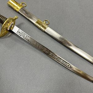 Épée de commandant du Corps <span class=keywords><strong>des</strong></span> Marines <span class=keywords><strong>des</strong></span> États-Unis, décorative de style occidental, pour cérémonie de levée du drapeau, épée de chevalier en métal, non affûtée, pour collection - Product Image 5