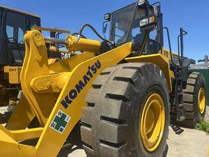 Chargeuse sur pneus Komatsu 470-3 en promotion – Chargeuse frontale Komatsu WA470-3 d'occasion de qualité supérieure, d'origine japonaise – Chargeuses Komatsu 380, 320-5, 470 - Product Image 3
