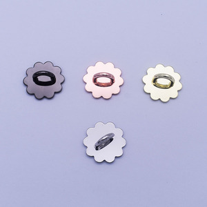 Giá Rẻ Kim Loại Dính Điện Thoại Di Động Trường Hợp Nhẫn Đứng Móc Hình Trái Tim Keyring Móc Áo Quyến Rũ Chủ Móc Ngón Tay Grip Vòng Lặp Đứng - Product Image 6