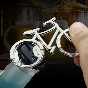 Porte-clés personnalisé en métal en forme de vélo, ouvre-bouteille de bière, avec impression de logo, idéal pour cadeau de mariage ou événementiel - Product Image 6