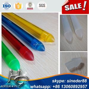 Cuchilla de Policarbonato de Alta Calidad Marca HENGGE con Punta Redonda Anti-UV y Transparente Modelo HGP001 para Sable de Luz - Product Image 2