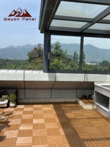 Las baldosas WPC baratas de Wayon para balcón, jardín y <span class=keywords><strong>piscina</strong></span> son fáciles de instalar y tienen baldosas de cubierta entrelazadas y <span class=keywords><strong>desmontables</strong></span>. - Product Image 4