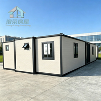 Maison modulaire tout-terrain construite comme une mini-maison et des logements complémentaires, fonctionnant comme une maison conteneur modulaire pour l'hébergement des grands-parents