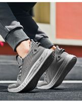 Chaussures de course de sport confortables pour hommes Baskets en maille d'été Chaussures de marche respirantes légères