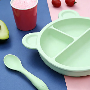 Juego de Vajilla de Silicona de Grado Alimenticio Libre de BPA, Tazón, Plato, Cuchara y Tenedor para Bebés, Seguros y Suaves - Product Image 3