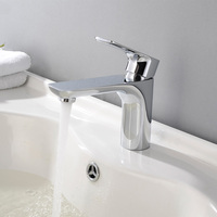 Robinet de lavabo de salle de bain en chrome poli, en laiton massif, à levier unique, à monter sur le plan, mitigeur d'évier eau chaude et froide