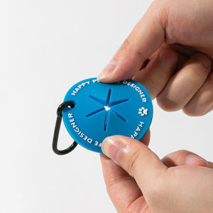 Dispensador de Bolsas para Excrementos de Perro, Reutilizable, Manos Libres, con Clip, de Silicona, con Logotipo Personalizado, para Paseos, Viajes y Actividades al Aire Libre - Product Image 3