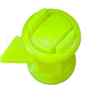 Cache-roue jaune fluorescent HBL32 pour camions et autobus, en matériau PP avec indicateur de desserrage de la écrou. - Product Image 2