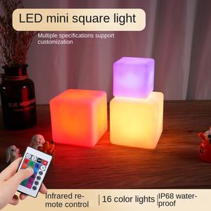 Mini veilleuse carrée moderne, Offre Spéciale lumières carrées rougeoyantes créatives commandées à distance colorées à bas prix - Product Image 4