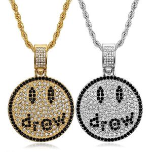 สร้อยคอรูปหน้ายิ้ม Drew ยี่ห้อ Yunnique ทำจากสแตนเลสสตีล ประดับเพชรแบบ Pave Setting เหมาะสำหรับทั้งชายและหญิง เป็นของขวัญเครื่องประดับ - Product Image 1