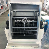 Nouveau broyeur à marteaux pour aliments animaux et volailles en acier inoxydable 4-6 tonnes/h pour céréales, maïs, haricots, farine de soja, coques de riz, blé