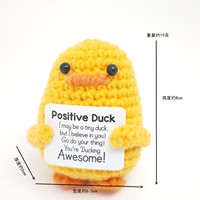Wowei Poupée Canard Jaune au Crochet Fait Main avec Cœur, Figurine et Jouet de Soutien Énergétique pour la Décoration Intérieure et les Cadeaux