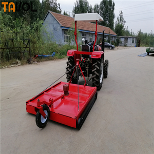 Tracteur agricole 70 ch 4x4 avec tondeuse pour prairies - Product Image 1
