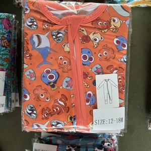 Versandfertige Großpackung Bambus-Mädchen-Pyjamas Mystery Box Kinder Zufällige Stile Charakter-Print Strampler Baby Bambus Reißverschluss-Blindbox - Product Image 1