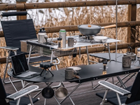 Table de camping pliante portable moderne en aluminium léger pour le pique-nique et l'école en plein air