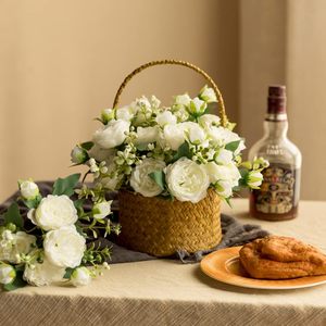<span class=keywords><strong>Fiori</strong></span> Artificiali, 2 Mazzi <span class=keywords><strong>di</strong></span> Peonie Bianche Glitterate Fatte a Mano in Seta e Plastica, Bouquet Moderni per Matrimoni, Feste e Centrotavola - Product Image 5