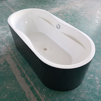 Baignoire moderne autonome en résine acrylique de haute qualité Finition brillante mate Bain autoportant noir pur avec caractéristiques de bain à remous