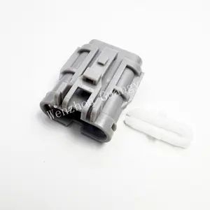 MG610327-5 Conector fêmea de 3 pinos para terminais, acessório de junção de extremidade para carros, suporte de agulha para fios, suporte de agulha