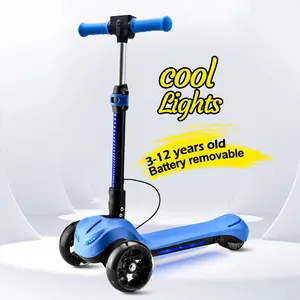 Toptan katlanmış 3-10 yaşında çocuklar pedalı itme skuter 3 tekerlekli bebek açık oyuncaklar satılık elektrikli scooter