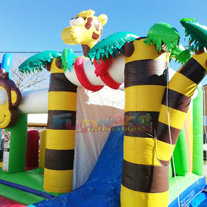 Castillo inflable comercial tipo safari para niños, con tobogán y zona de brincos. - Product Image 6