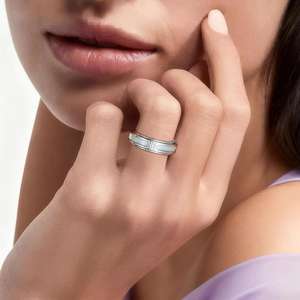 Bague anti-stress en acier inoxydable plaqué or 18 carats avec nacre et zircon cubique en forme de fleur, bijou apaisant pour femme - Product Image 3