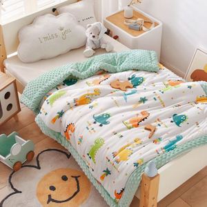 Manta de Algodón con Diseño de Dibujos Animados y Relleno de Terciopelo para Bebés y Niños - Product Image 4