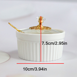 Vaso di spezie e zucchero in ceramica a strisce nordiche in tre pezzi Set moderno per condimenti da scrivania con coperchio e cucchiaio per uso alimentare - Product Image 4