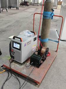 New Handheld Air-Cooled 4-in-1 Fiber <b>Laser</b> Welding <b>Machine</b> 2000W with Welding Cutting <b>Cleaning</b> & Rust Removal - Product Image 5