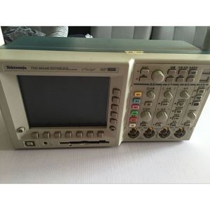 Oscilloscope numérique à phosphore Tektronix TDS3054B 500 MHz 4 canaux - Product Image 1