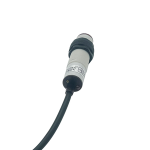 DGKJ M18 Diffuse Reflection Proximity Switch Sensor Three-wire NPN/PNP Normally Open and Normally Closed - Product Image 6