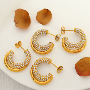 Boucles d'oreilles créoles de créateur en acier inoxydable 316L plaqué or PVD 14k 18k, avec zircon double C, style vintage et personnalisé, pour femme - Product Image 1