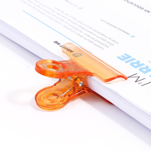 Fournitures de bureau, clips en plastique transparent pour retenir du papier, en couleurs assorties, pour l'organisation quotidienne des documents de l'entreprise - Product Image 4