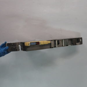 Alimentateur SMT GD-44560 44/56mm pour machine SMT Hitachi - Product Image 4